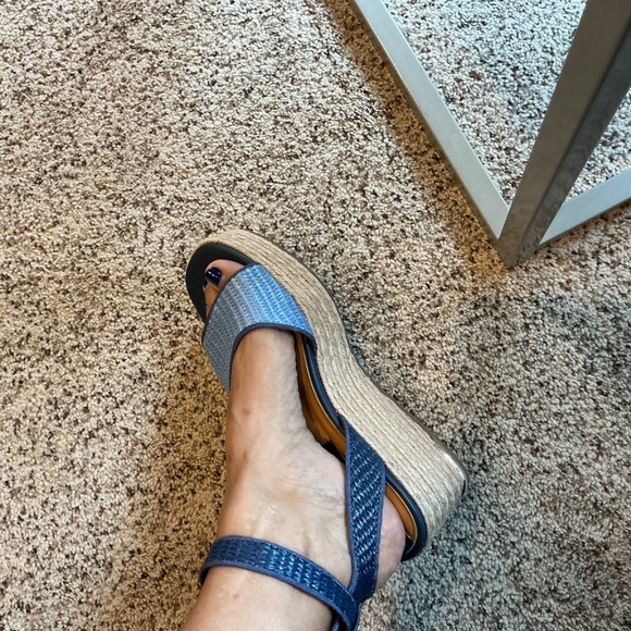 Sandals - Picture 5 of 8